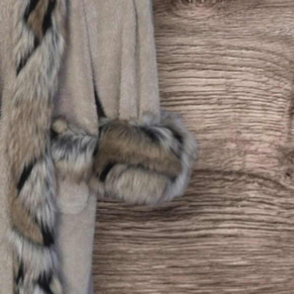 Spirithoods Classic Women's Luxury Robe | Wolverine - Picture 12 of 14